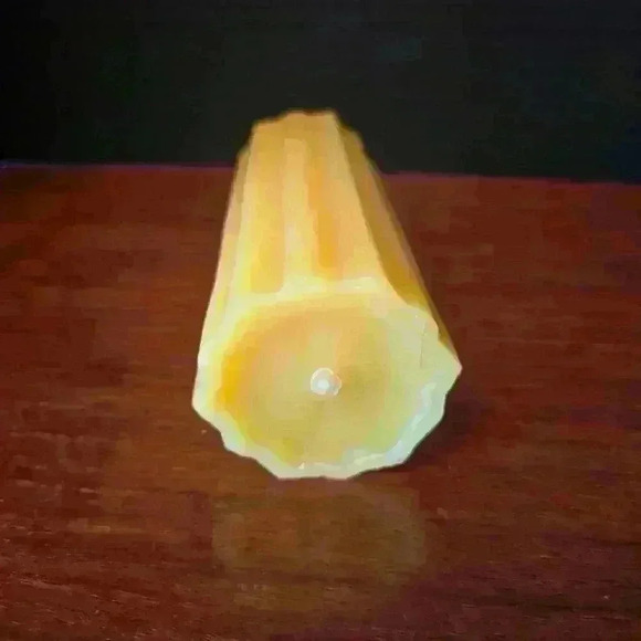Beeswax  Starburst Pillar Candle - Picture 4 of 4